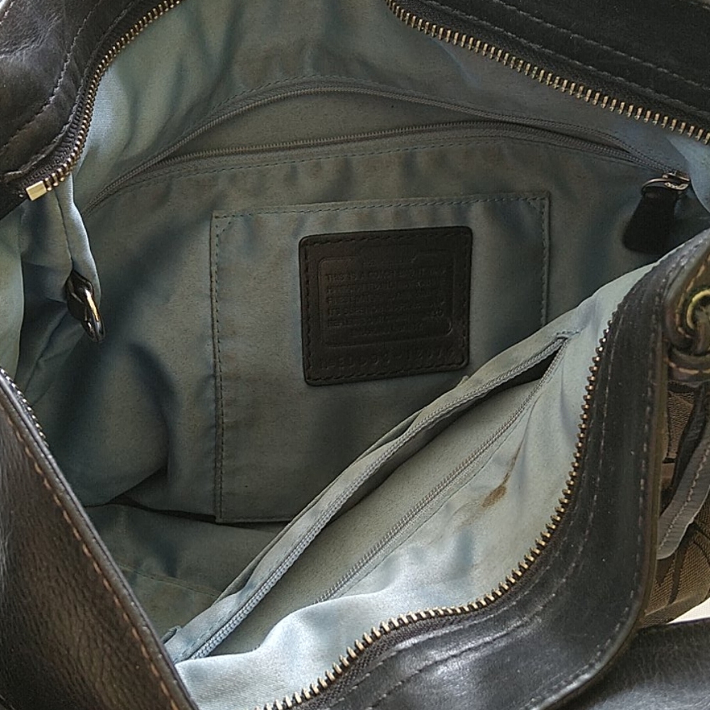 Coach Shoulderbag - Picture 3 of 11